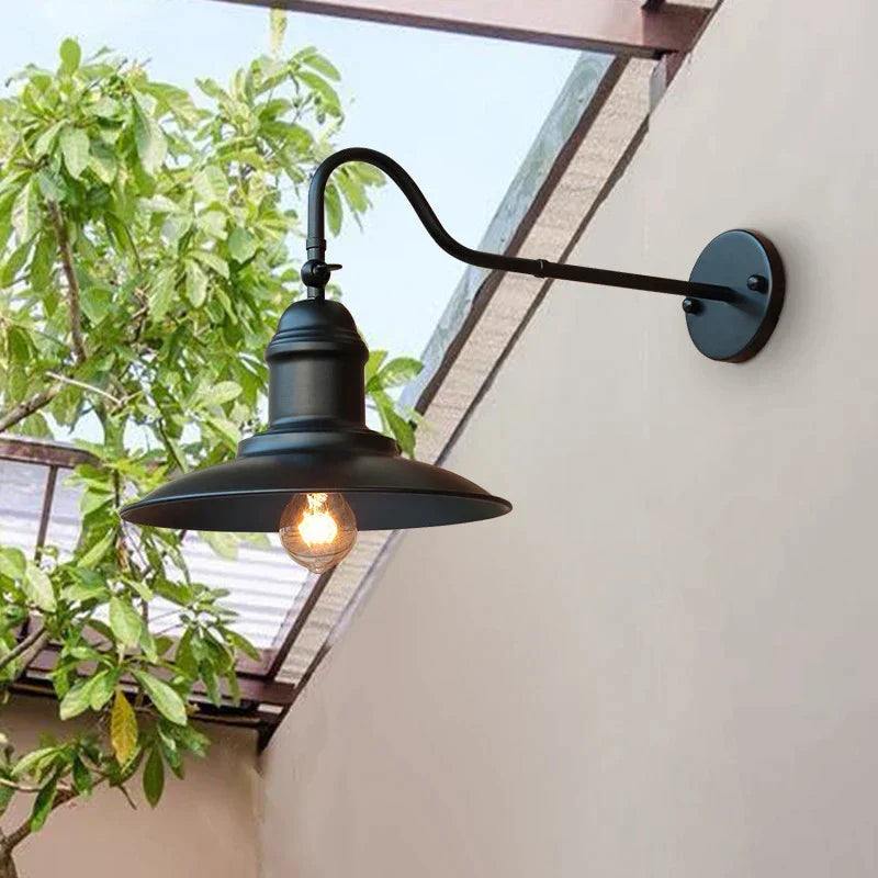 Outdoor Vintage Wall Lamp