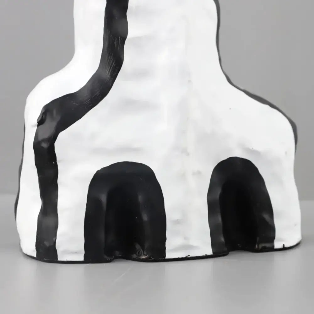 Black White Geometric Vase