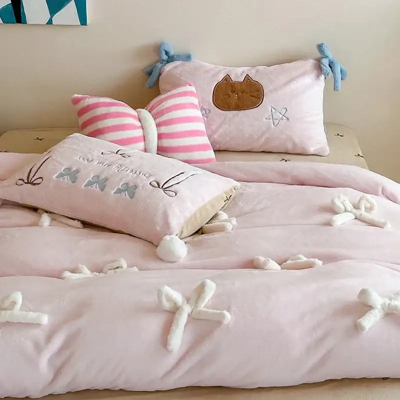 Velvet Beige Blue Duvet Set