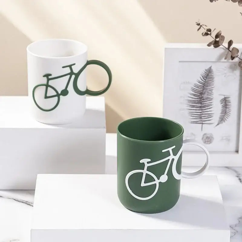 Bicycle Green Ceramic Holder