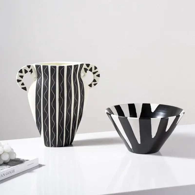 Black White Ceramic Geometric Vase for Flowers
