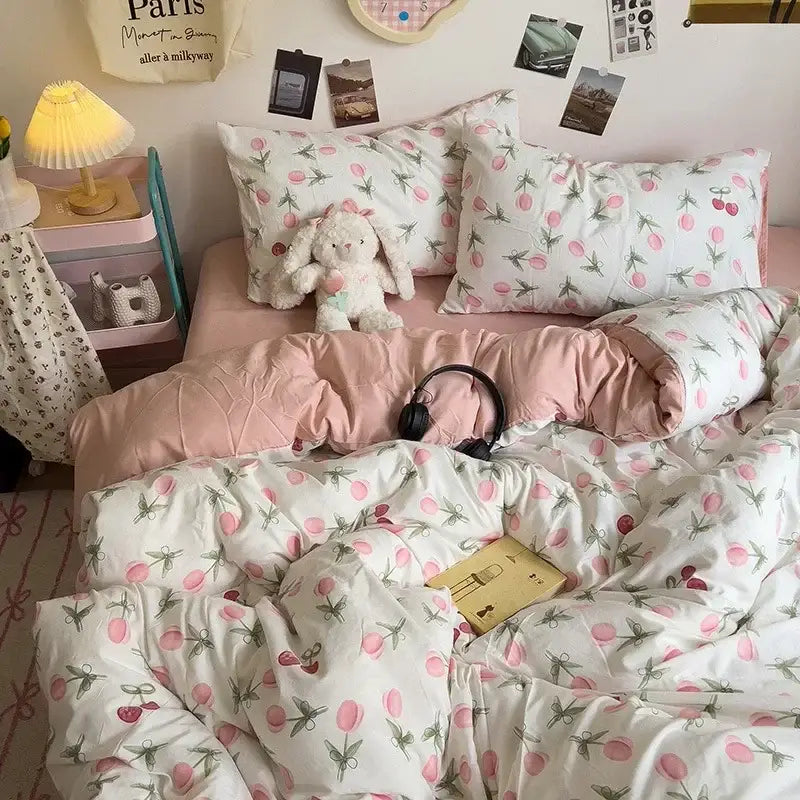 Cream Dog Print Comforter