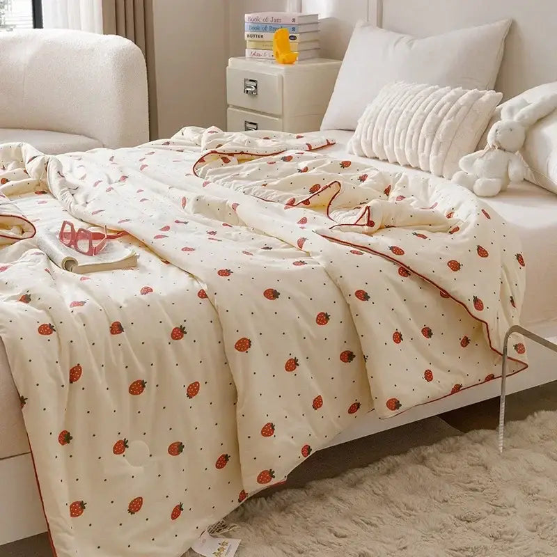 Off White Summer Quilt