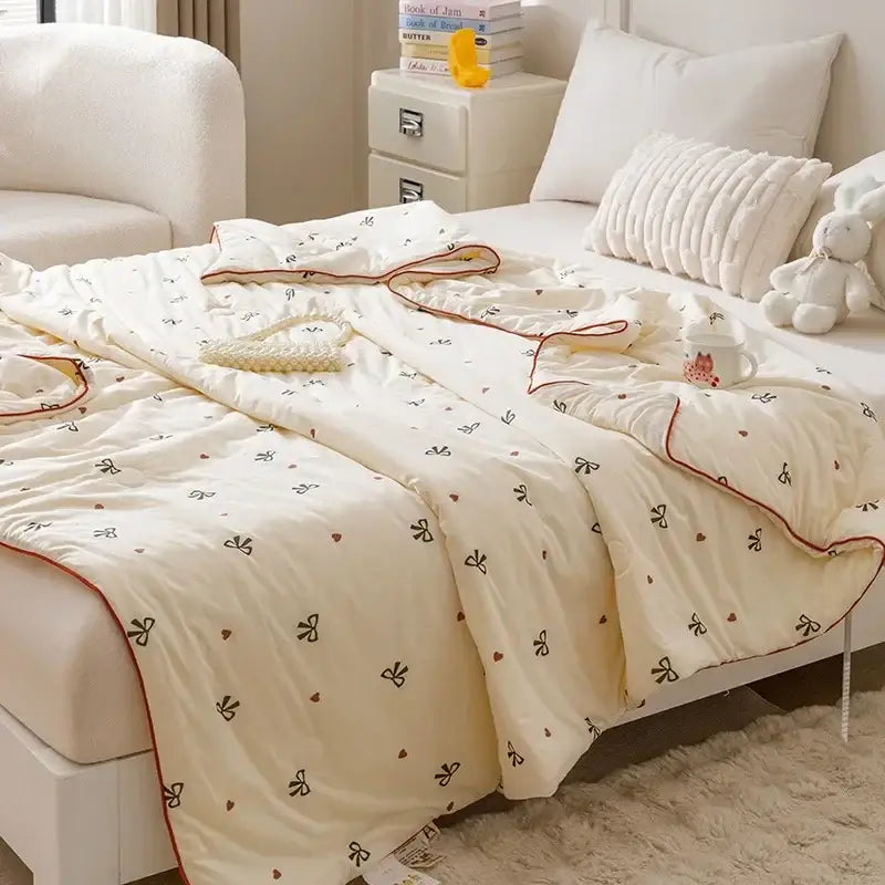 Off White Summer Quilt