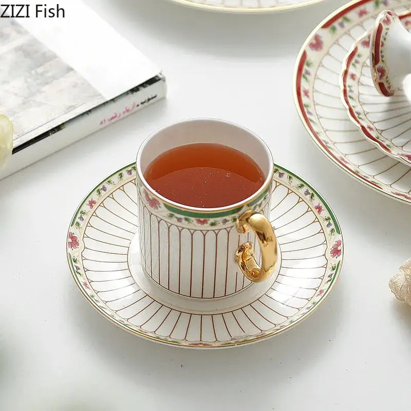 Gold Striped Ceramic Set