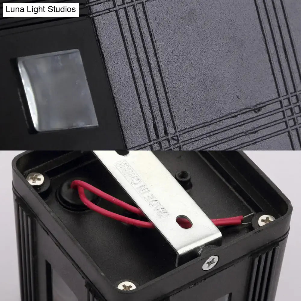 Black Solar Lantern Sconce