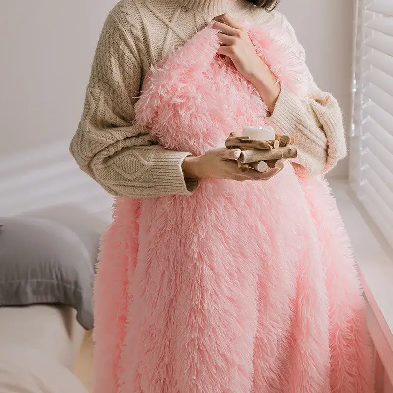 Pink Faux Fur Throw Blanket