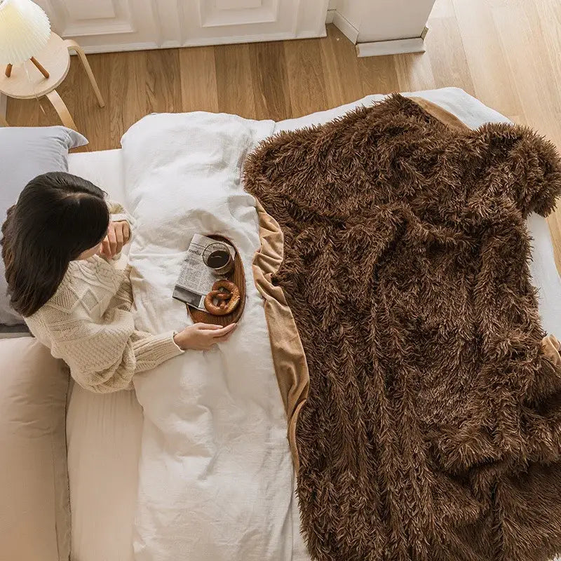 Pink Faux Fur Throw Blanket