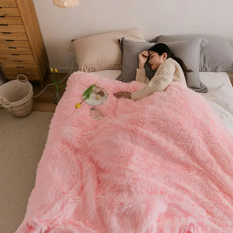 Pink Faux Fur Throw Blanket