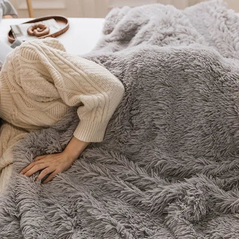 Pink Faux Fur Throw Blanket