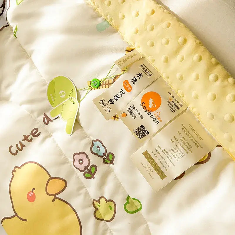 Cream Pattern Summer Quilt