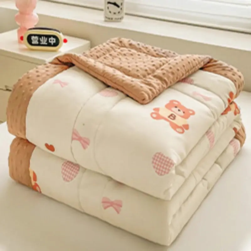 Cream Pattern Summer Quilt