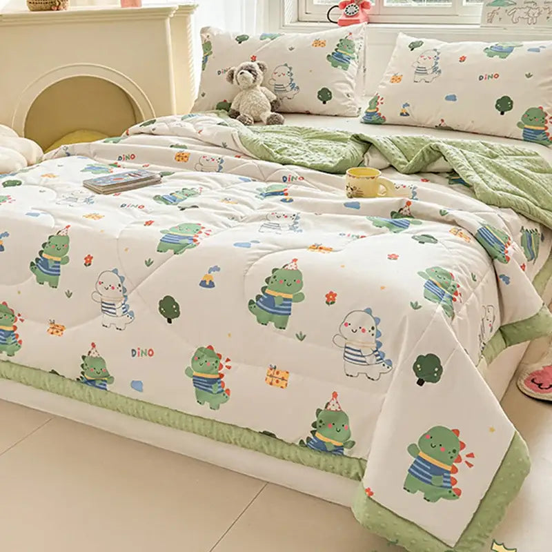 Cream Pattern Summer Quilt