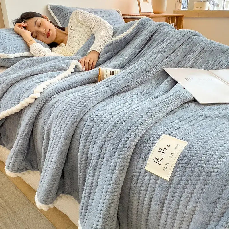 Cream Velvet Jacquard Blanket