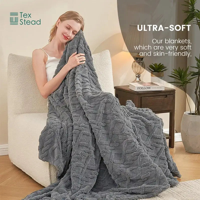 Cream Cable Knit Blanket