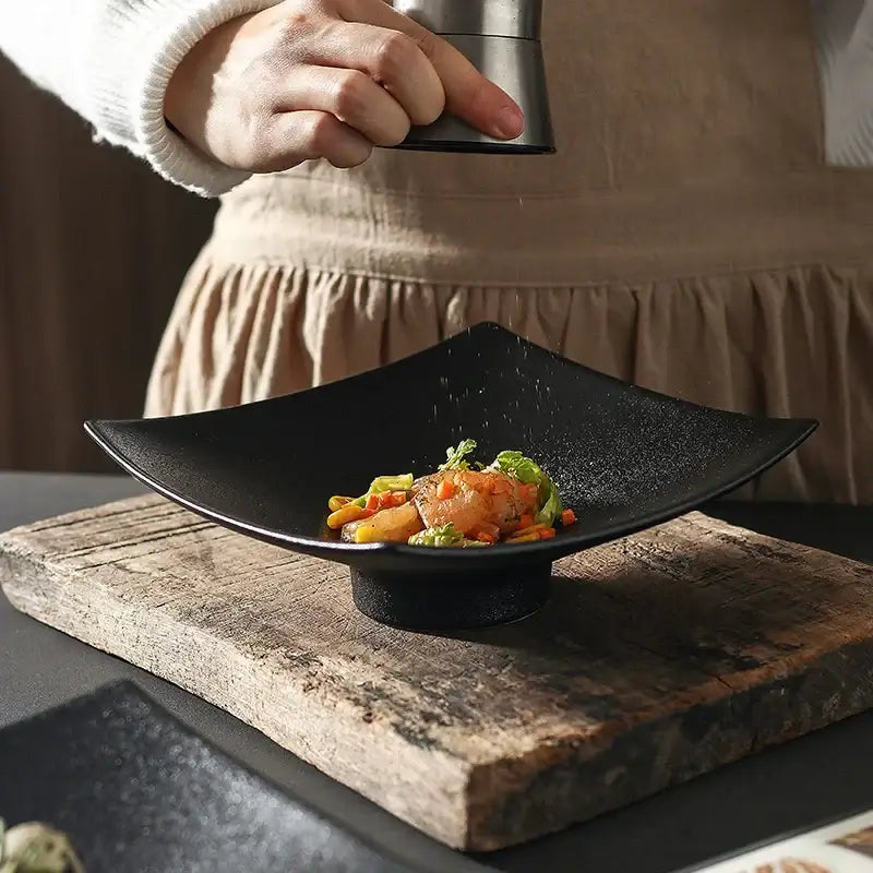 Black Ceramic Dining Plate