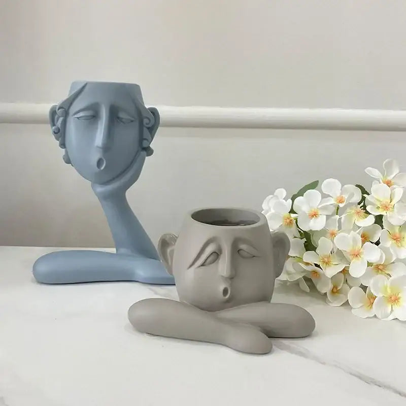Gray Abstract Face Planter