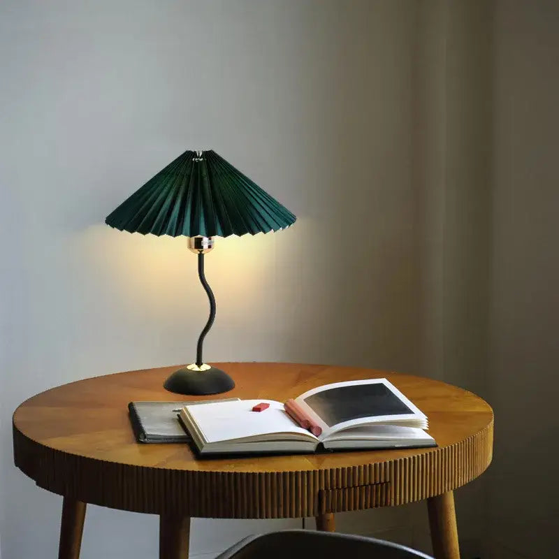 Cream Gold Pleated Table Lamp