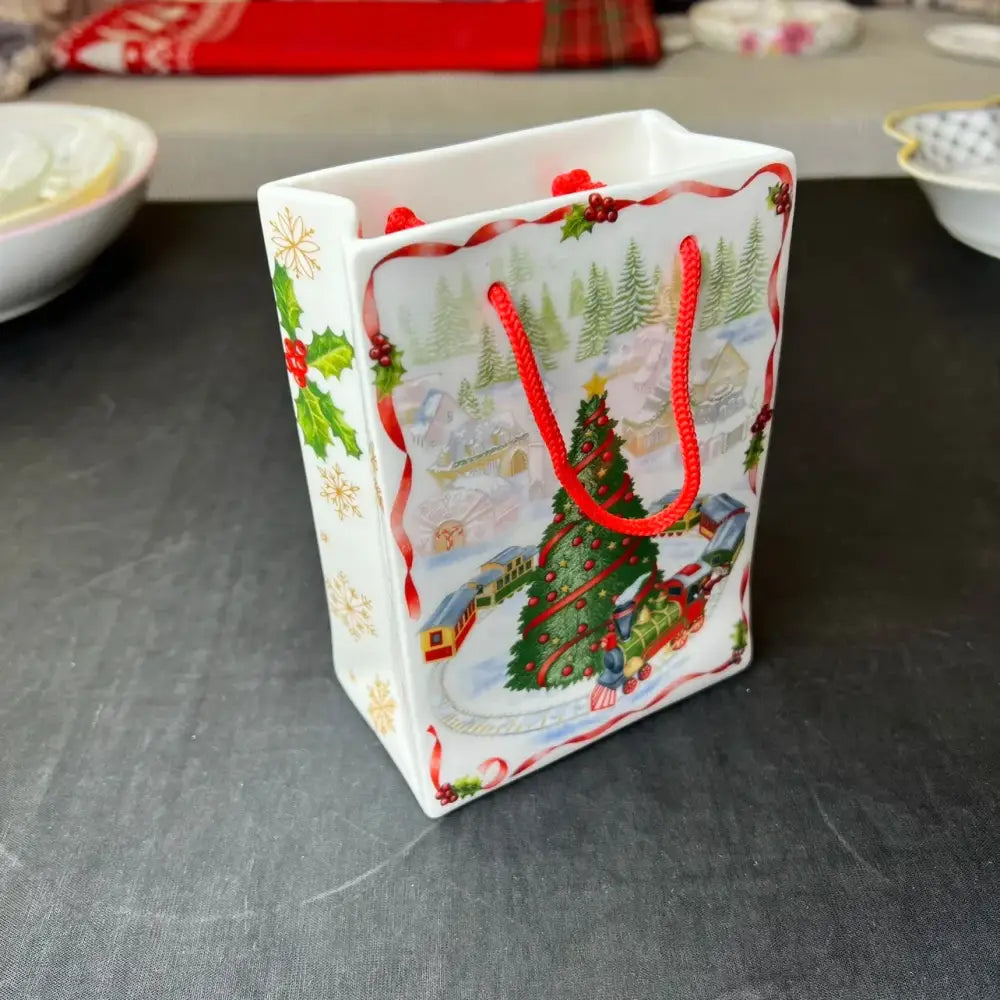 Red Green Ceramic Tableware