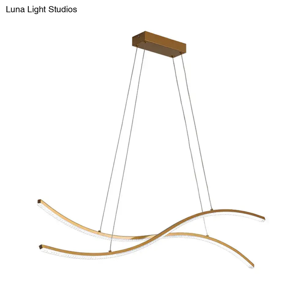 Gold Island LED Ceiling Light 47-Inch