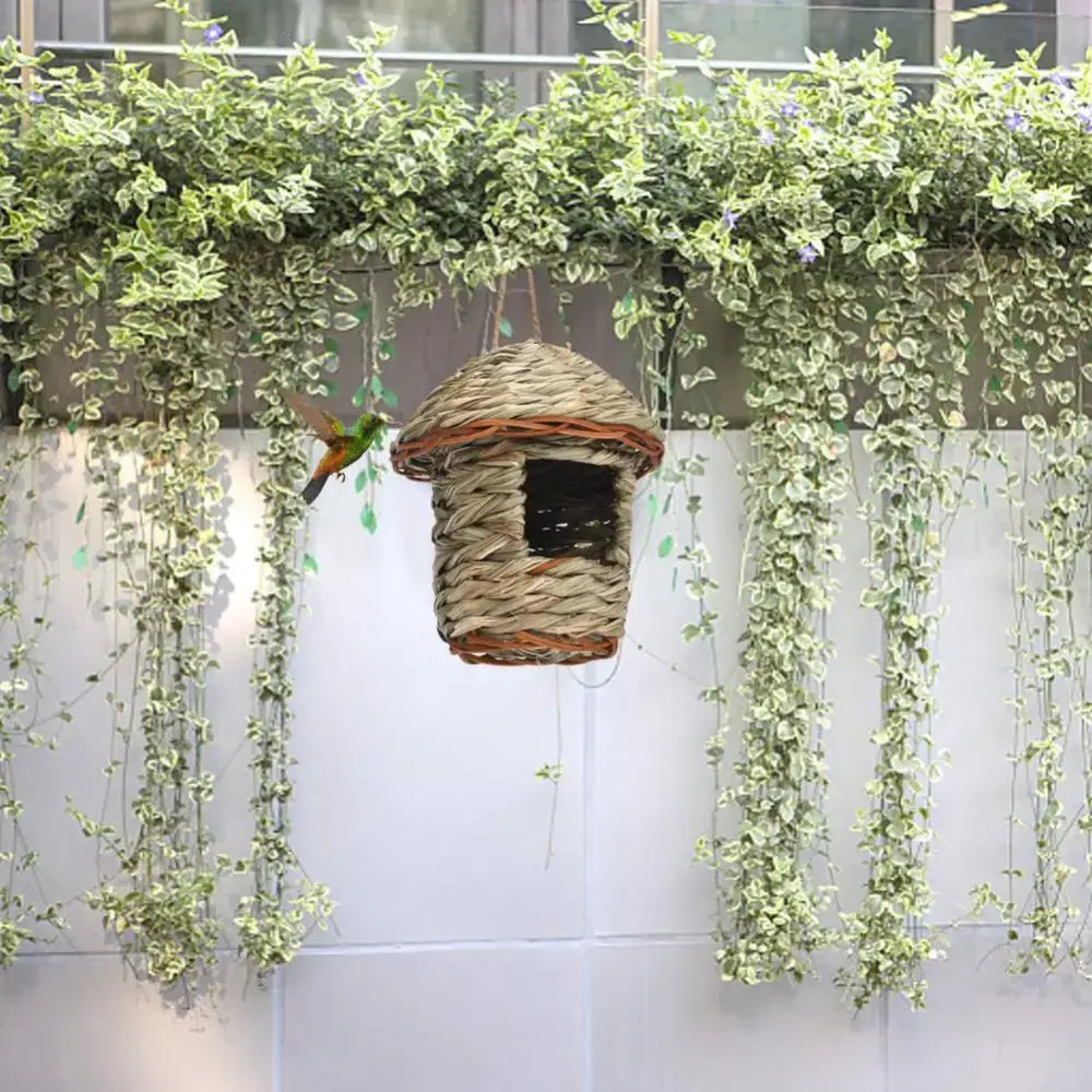 Straw Hanging Bird Nest