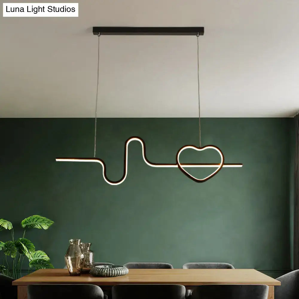 Gold Heart Line Pendant Light