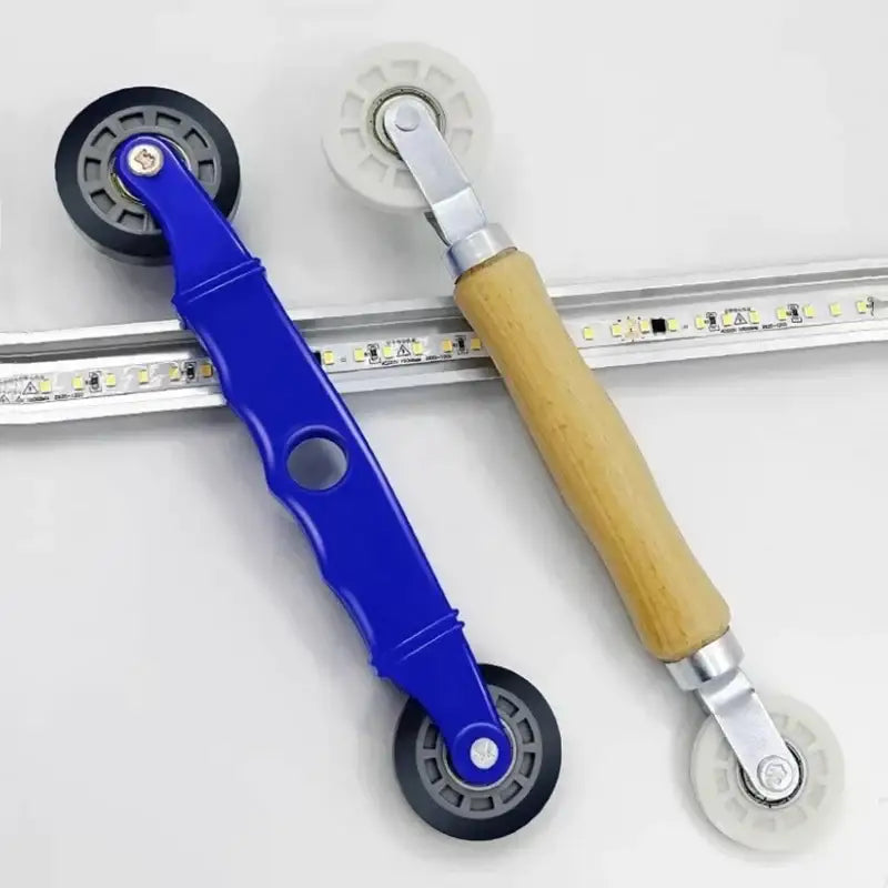 Wooden Handle Roller Tool