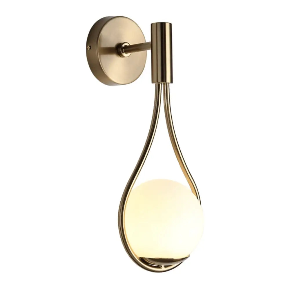 Gold Teardrop Nordic Sconce