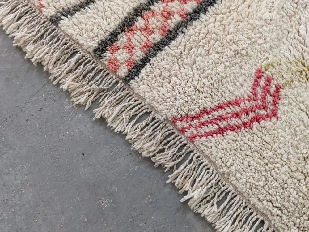 Beige Wool Moroccan Rug for Living Room