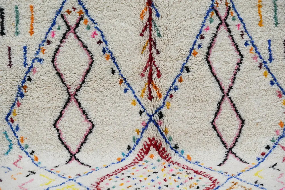 Handmade Beige Geometric Moroccan Rug