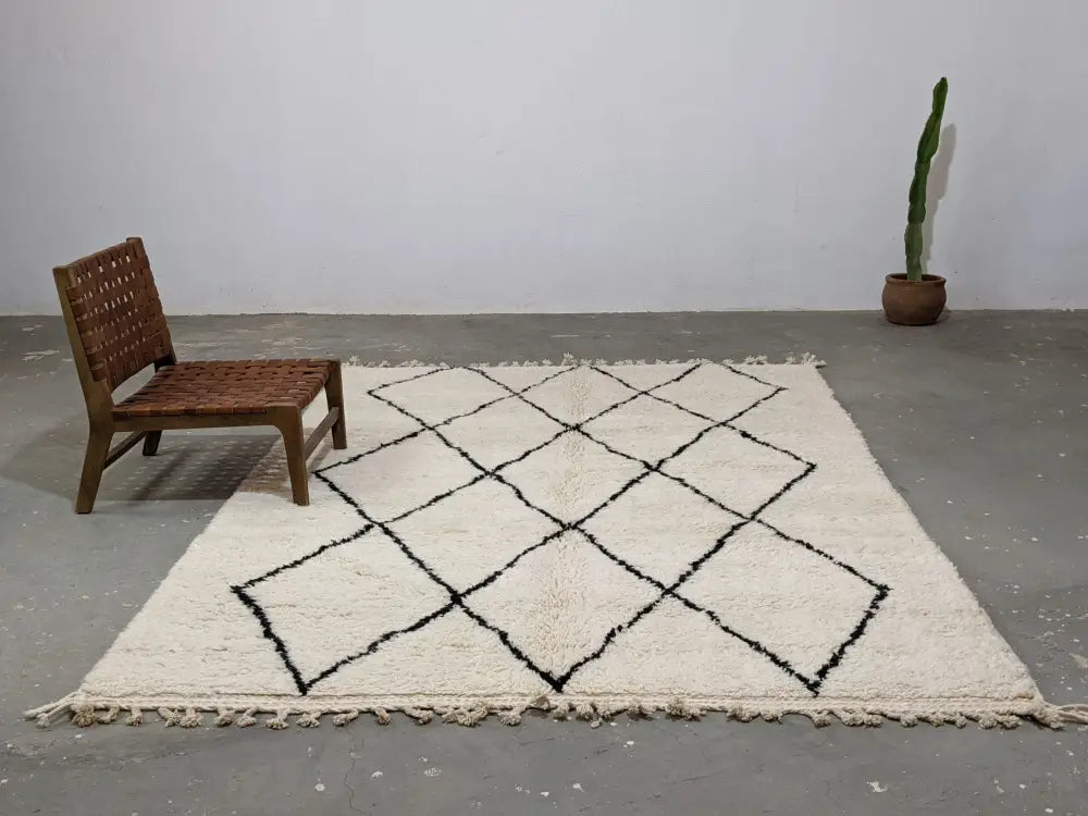 Cream Black Living Rug