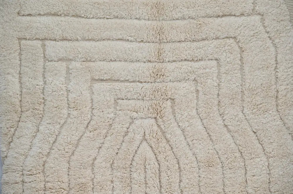 Cream Wavy Wool Rug