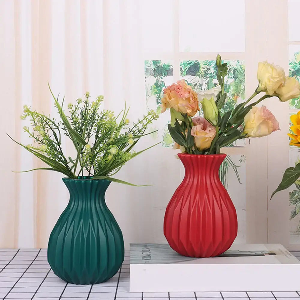 Nordic Plastic Vase Set