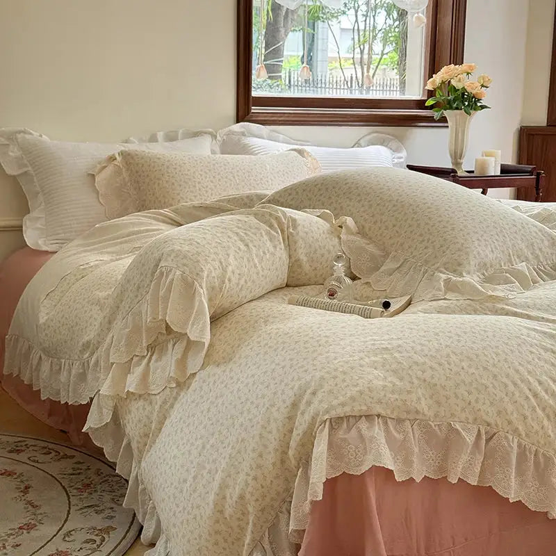 Cream Lace Ruffles Bedding