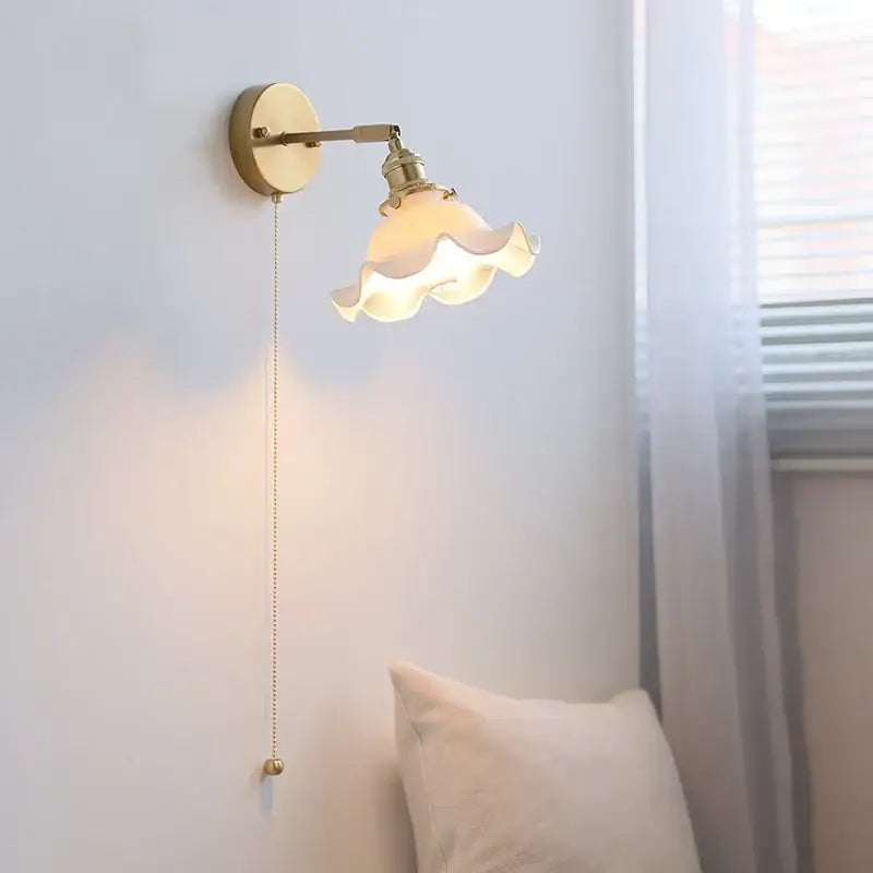 Gold Ruffled Ceramic Sconce