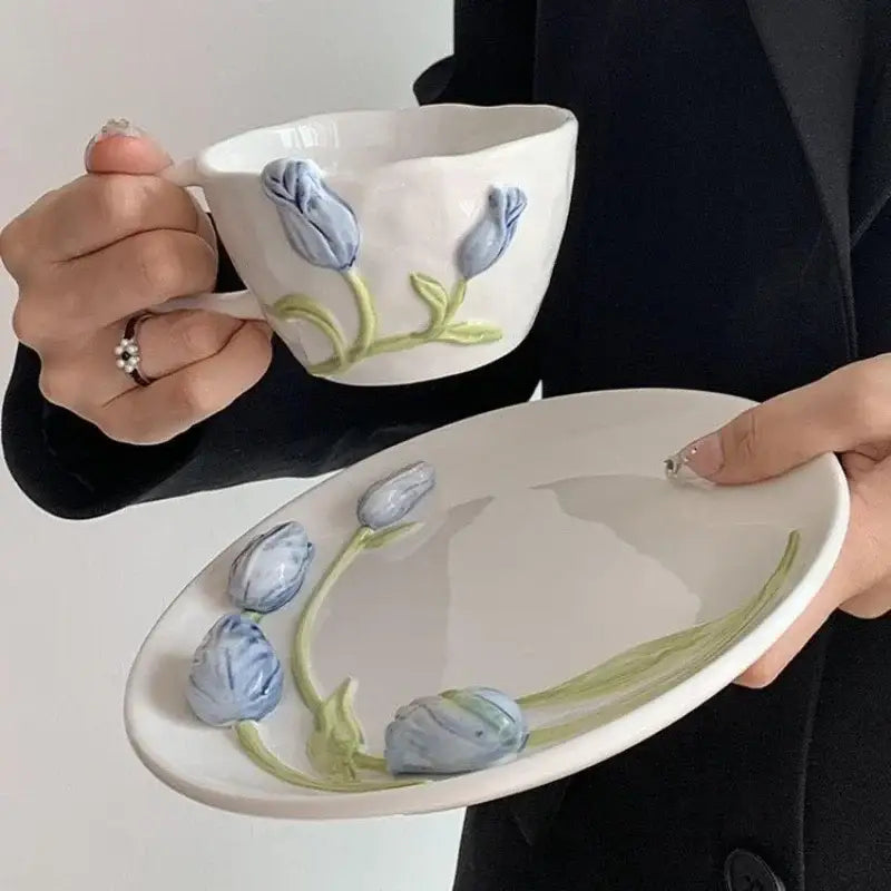 Tulip Ceramic Cup Set