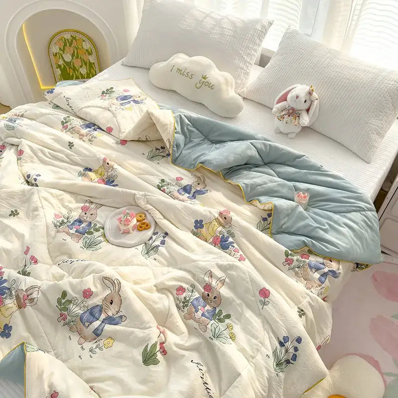 Rabbit Print Gauze Quilt