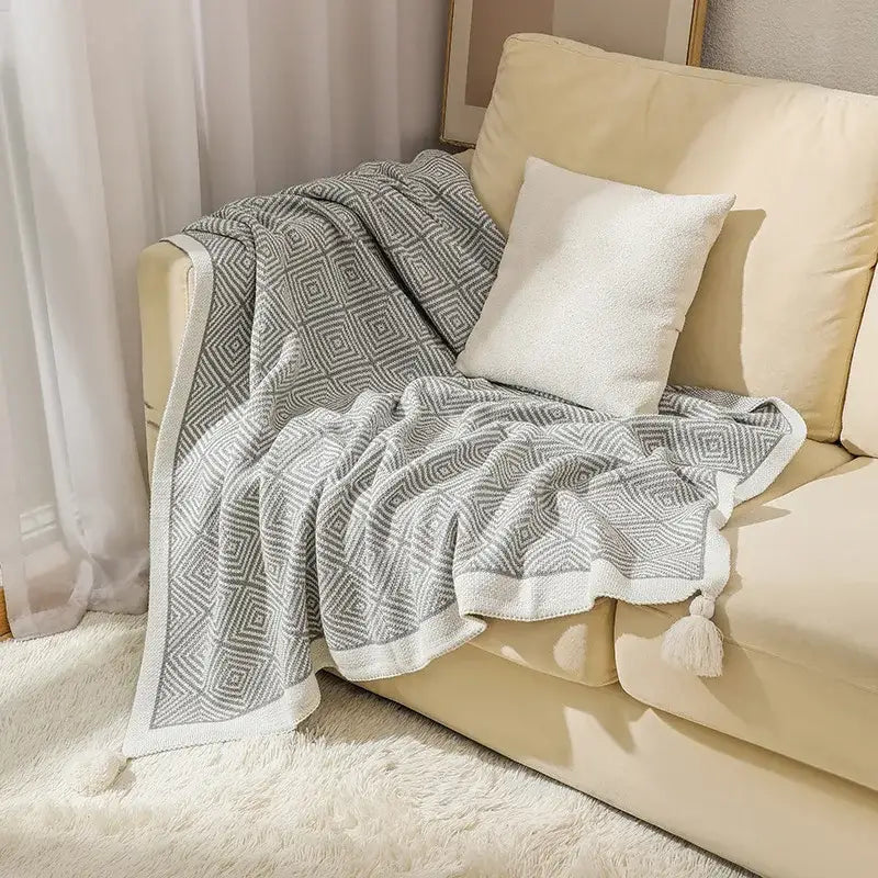 Knitted Geometric Sofa Blanket
