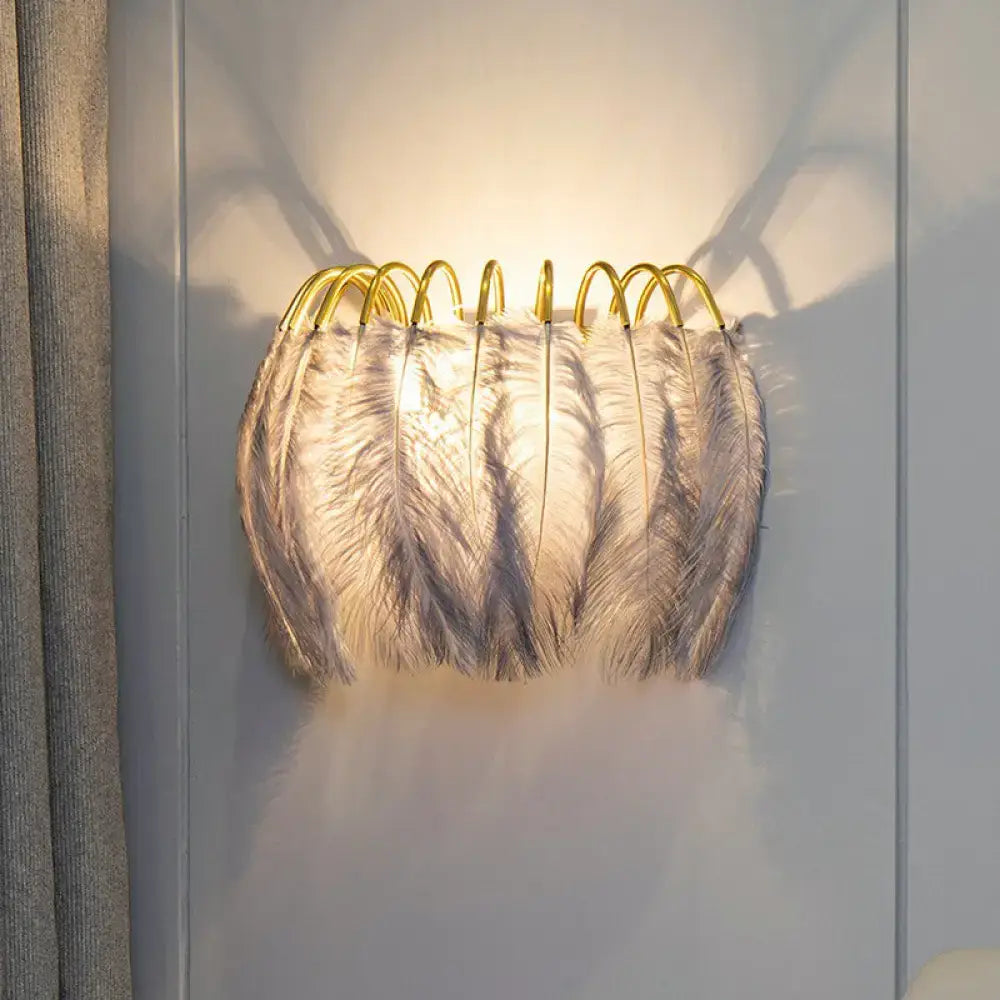 Gold Feather Curved Compact Wall Sconce