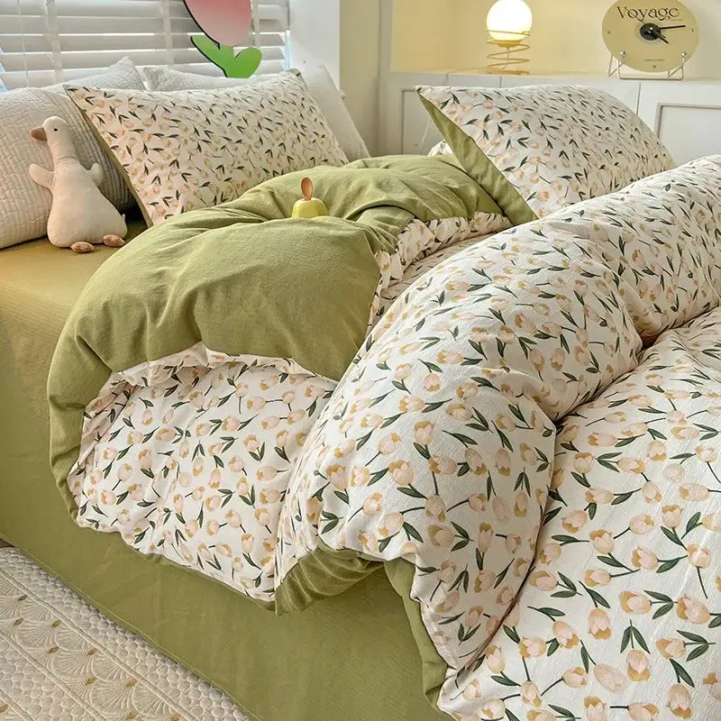 Peach Cream Cotton Quilt Set