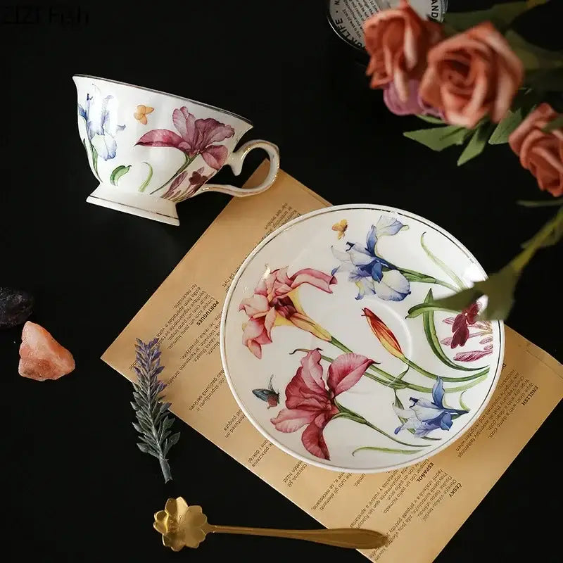 Porcelain Iris Mug Set