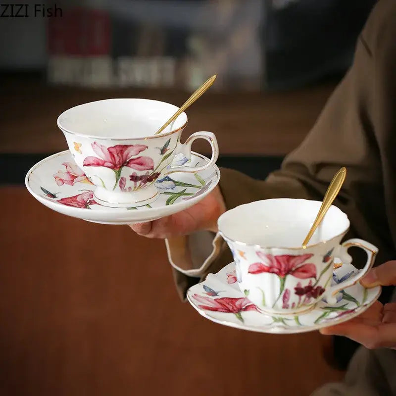 Porcelain Iris Mug Set