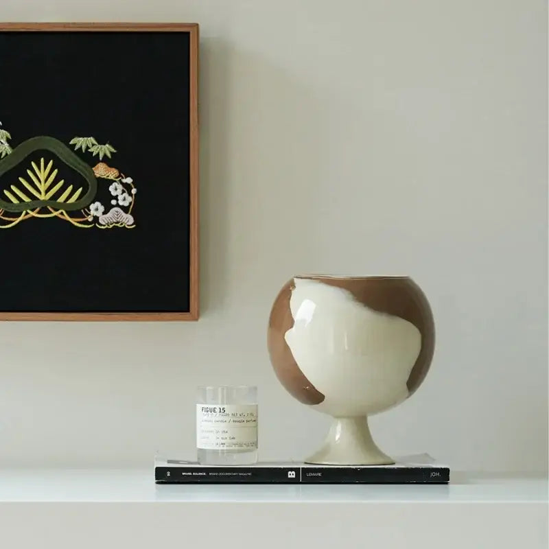 Black White Spherical Vase