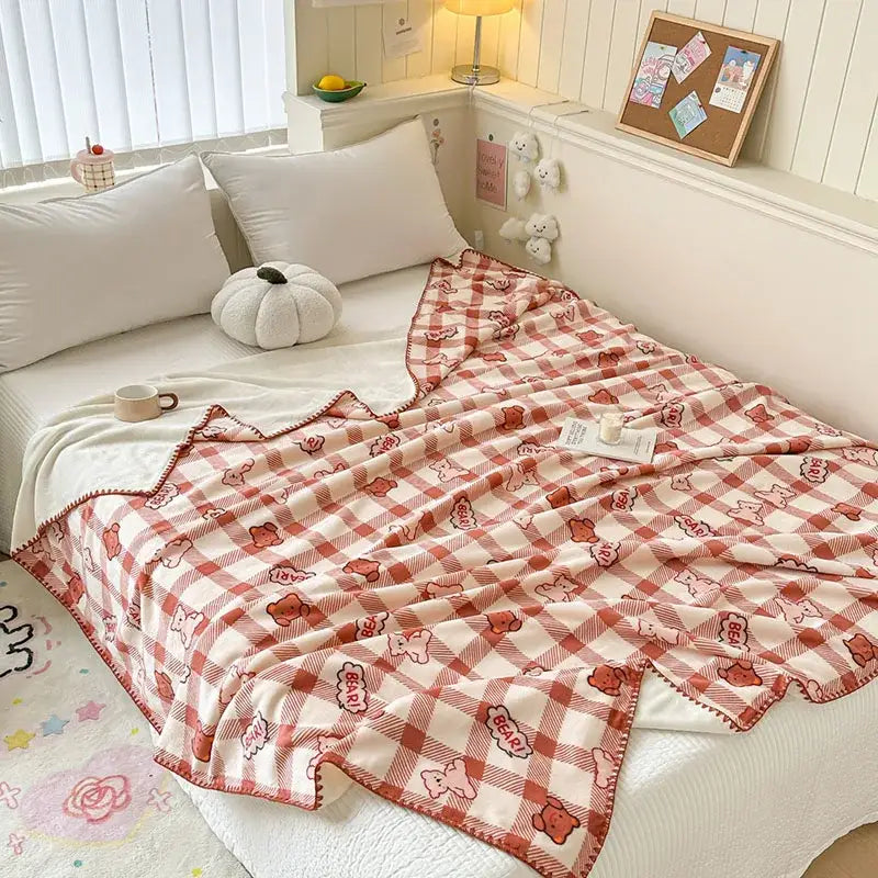 Bear Pattern Milk Velvet Blanket