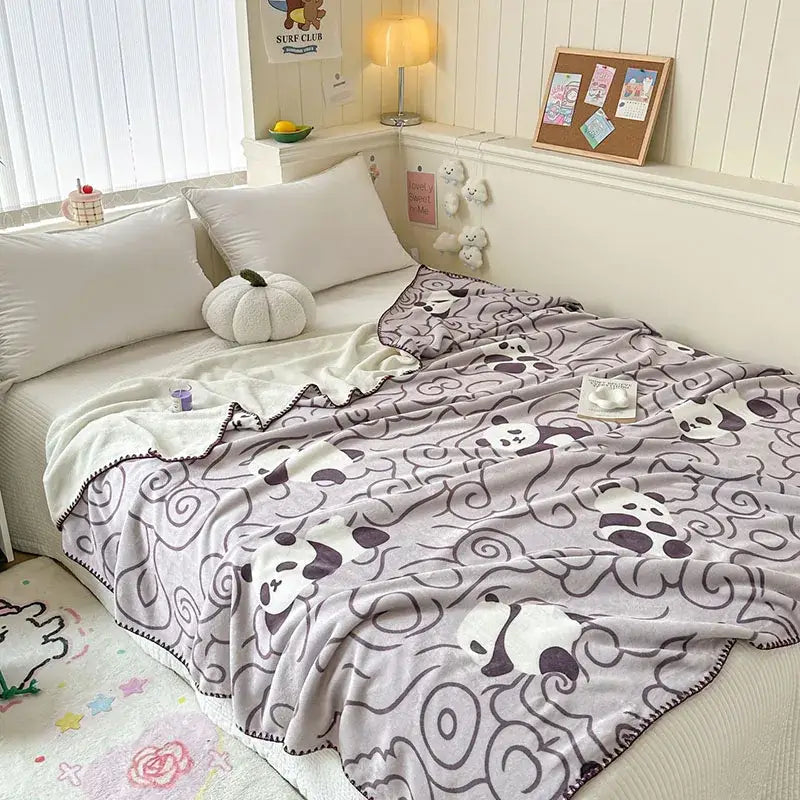 Bear Pattern Milk Velvet Blanket