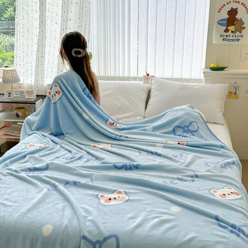 Bear Pattern Milk Velvet Blanket