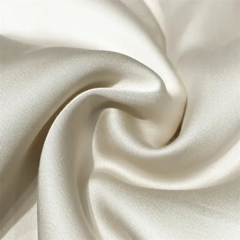 Black Ice Silk Quilt Set