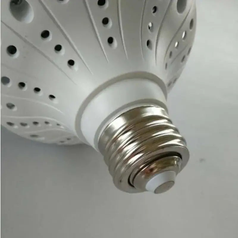 Metallic E40 Lamp Adapter