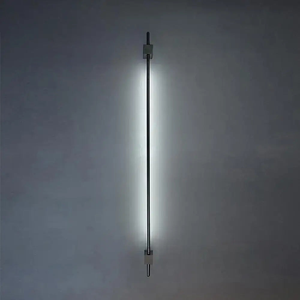 Black Gold Feather Lamp