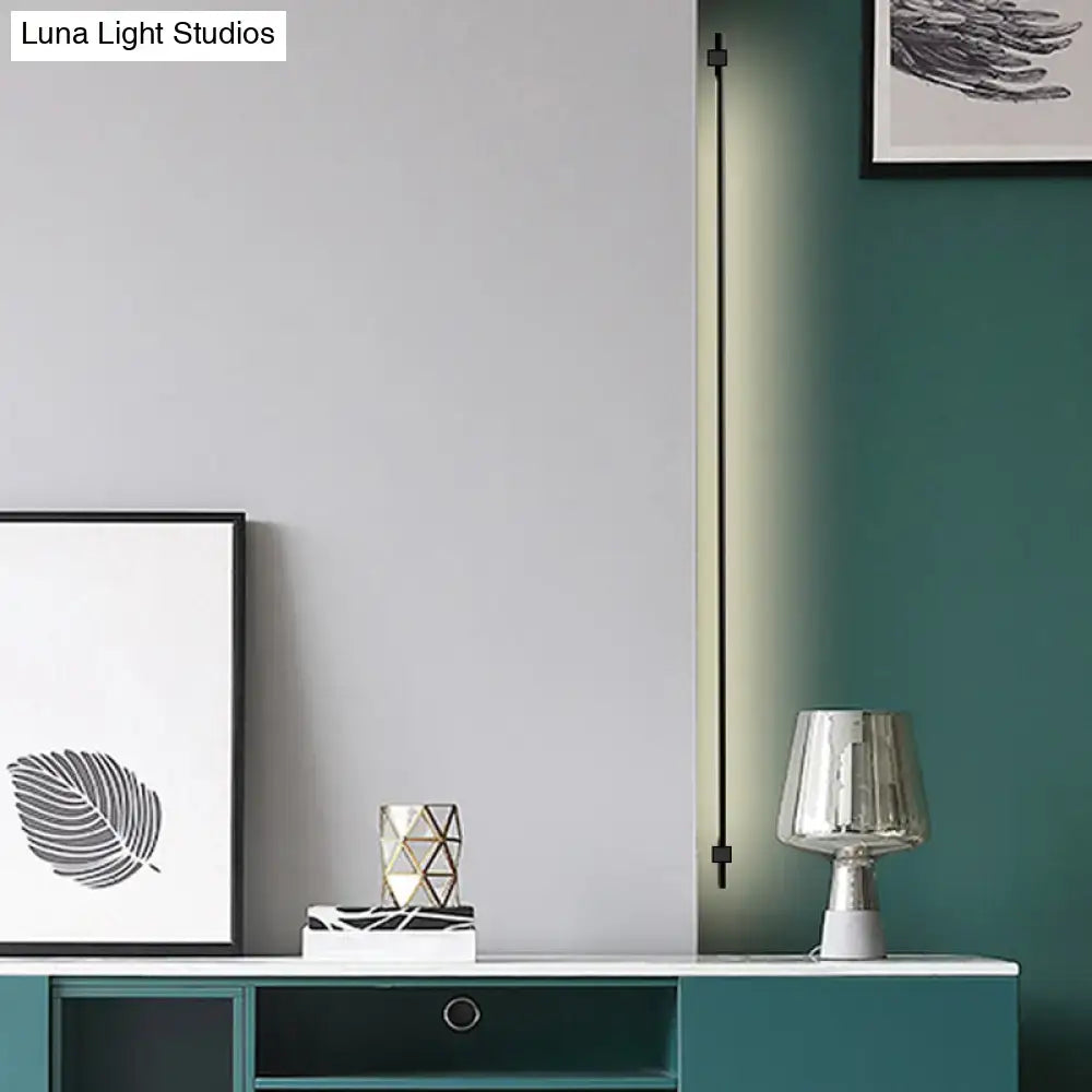 Black Gold Feather Lamp